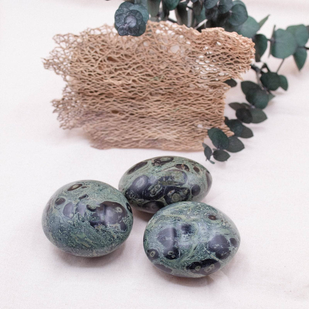 Kambaba Jasper Palm Stone