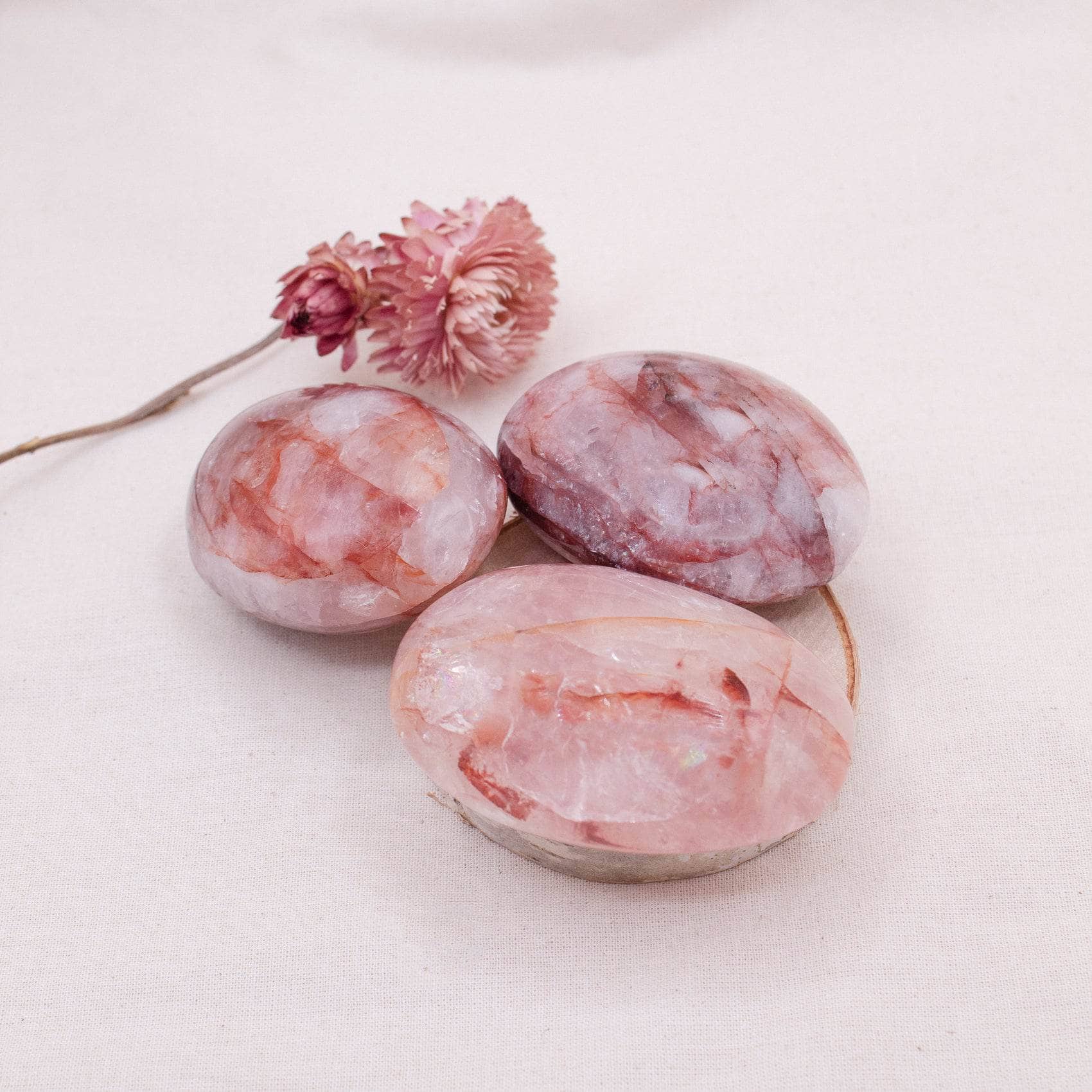 Red Hematoid Quartz Palm Stone